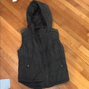 Hooded vest